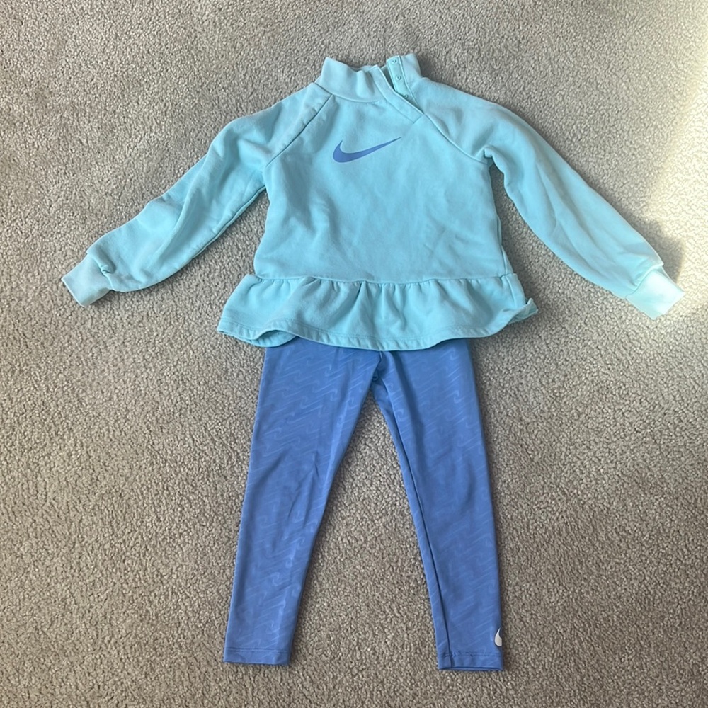 Nike girls gym outfit